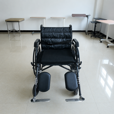 Front view of the wheelchair.png
