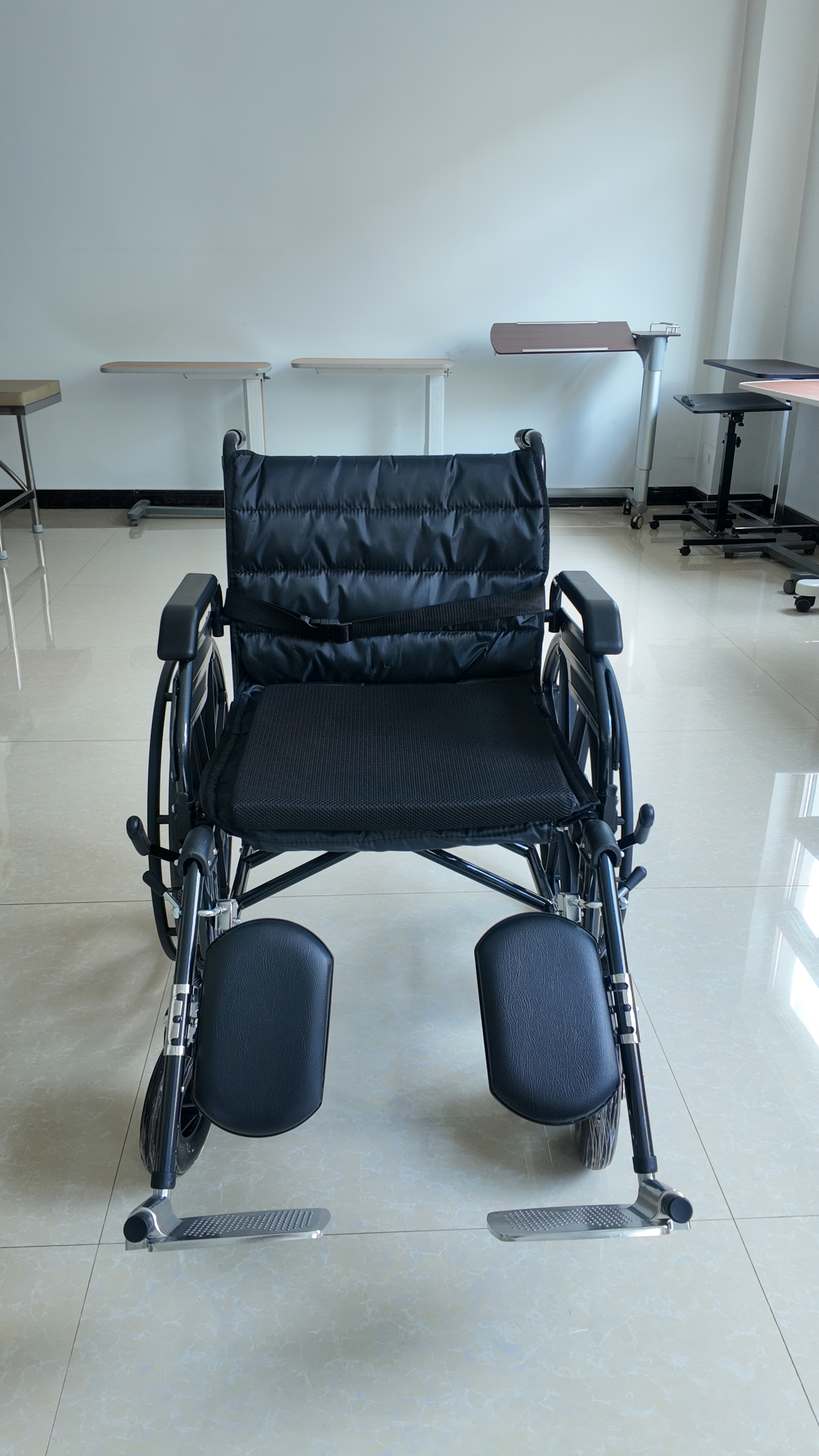 Front view of the KLM-11 extended model wheelchair