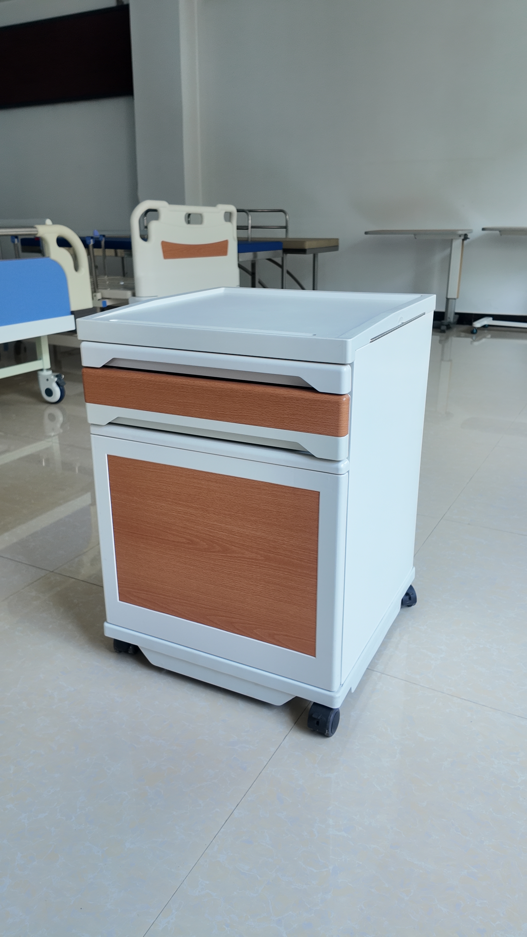 All-plastic bedside table