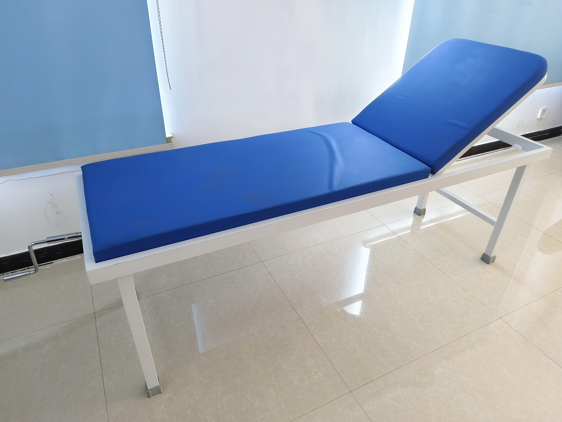 One-Function Manual Examining Table.jpg